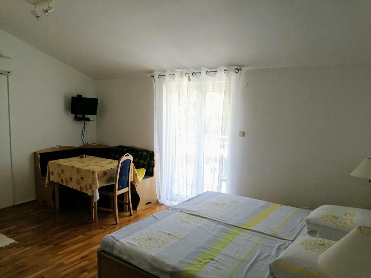Apartment Coskovic Rosini Екстериор снимка